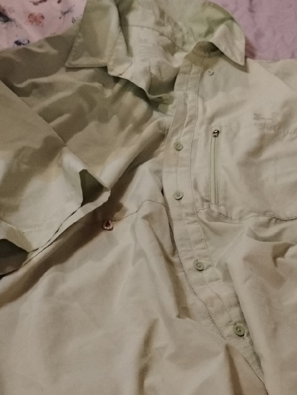 Men's XL Under Armour Light Sage Button-Front Fishing Shirt